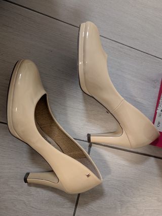 Zapatos tacón Mariamare Beige Talla 40