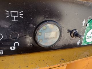 Tijera Eléctrica Haulotte Compact 10 (2012)