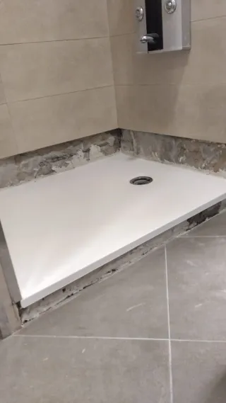 Cambio de plato de ducha.