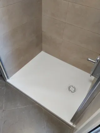 Cambio de plato de ducha.