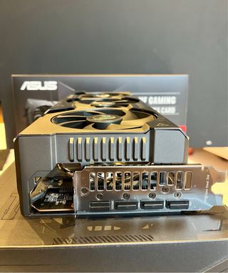 Tarjeta Gráfica ASUS TUF OC RX 7900 XTX 24GB