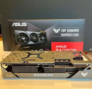 Tarjeta Gráfica ASUS TUF OC RX 7900 XTX 24GB
