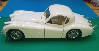 Modello Jaguar XK 120 (1946) 1/24 Burago