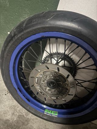 Llantas yamaha dt125