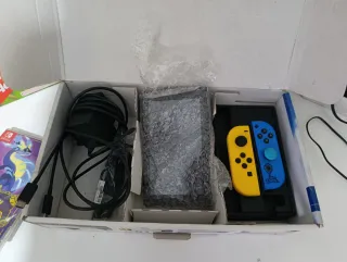 Nintendo Switch Edizione Fortnite + Ring Fit