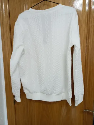 Sudadera blanca con cremallera