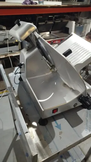 Cortadora de fiambre profesional