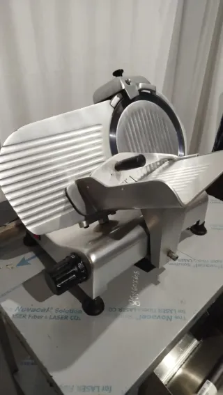 Cortadora de fiambre profesional