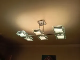 Lámpara de salón moderna cristal y metal