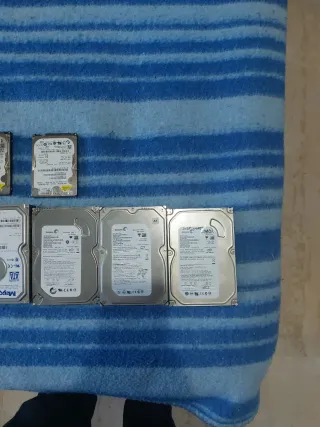 Discos SSD y HDD Kingston, Toshiba, WD