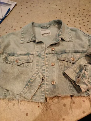 Chaqueta vaquera Bershka azul