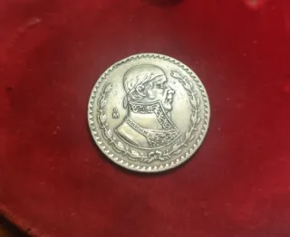 Moneda de Plata Antigua