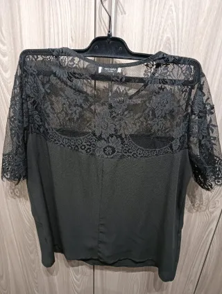 Blusa Okeysi encaje negro