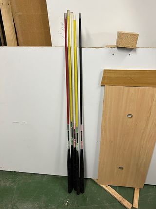 Tacos de billar de colores,a 15€ la unidad