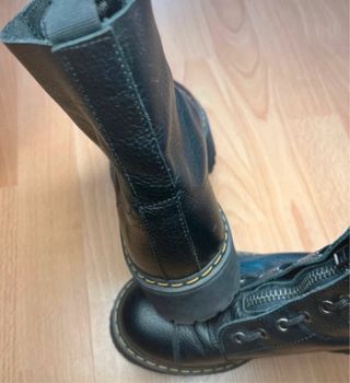 Botas negras plataforma militares