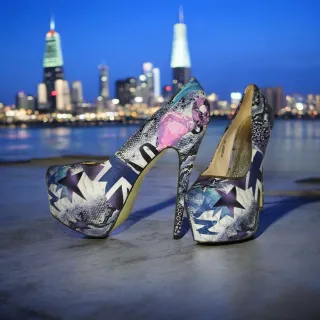 Zapatos de tacón con estampado