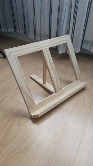 Atril de mesa de madera