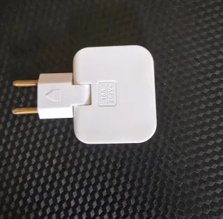 Enchufe plegable (3 conexiones)