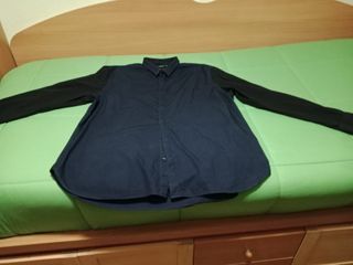 Camisa manga larga azul y negra