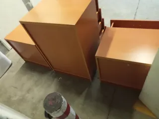 Cómoda y 2 mesitas de noche