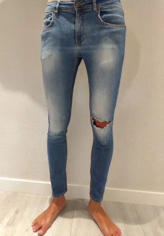 Pantalones vaqueros hombre marca pull&bear e Insid