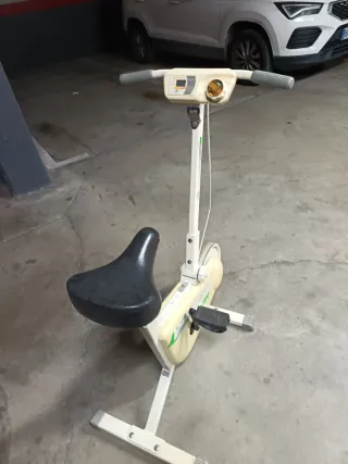 Bicicleta Estática BH Vibrotempo