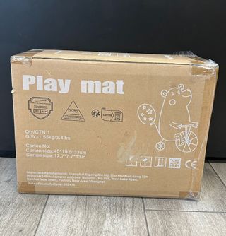 Alfombra infantil con animales y estrellas