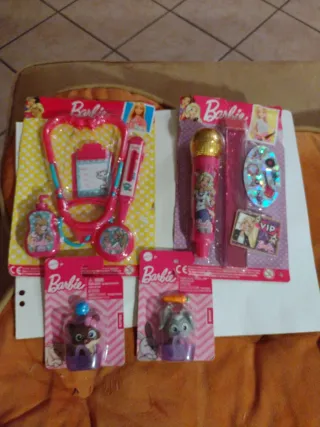 Barbie Veterinario e Microfono Giocattolo