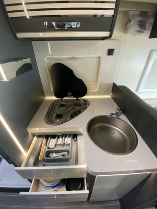 Alquiler Autocaravana Roller Team Kronos 284 TL