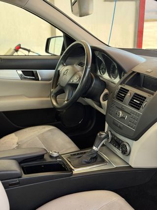 Mercedes-Benz Clase C220 2011