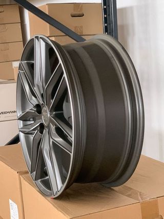 4 llantas msw 24 8X19 5x120 et29 72.6 OZ