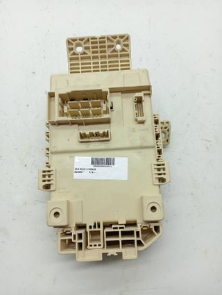 CAJA RELES / FUSIBLES KIA NIRO (2)