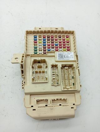 CAJA RELES / FUSIBLES KIA NIRO (2)