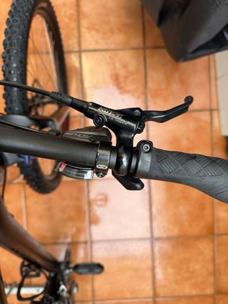 Bicicleta MTB Specialized