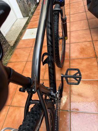 Bicicleta MTB Specialized