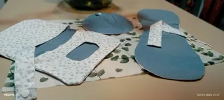 Conjunto bebé: babero y mordedor