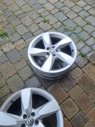 Cerchi in lega da 17 pollici T-cross originali