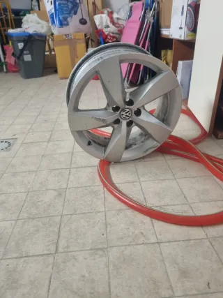 Cerchi in lega da 17 pollici T-cross originali