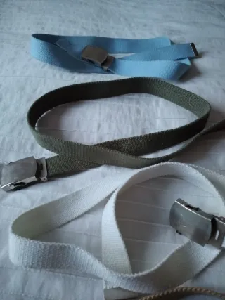 Cinture in tessuto con fibbia metallica