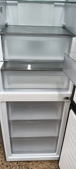 NEVERA COMBI CANDY NO FROST ENERGÍA A+ CON TARA