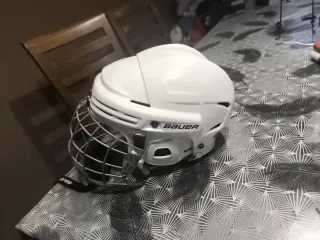 Casco de hockey Bauer blanco