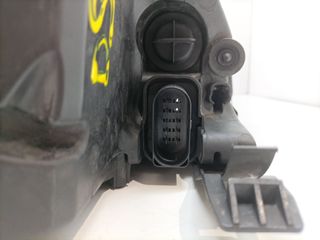 FARO IZQUIERDO FORD FOCUS BERLINA (CAP)