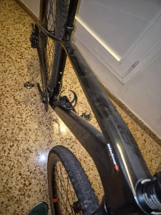 Bicicleta Montaña Carbono Rígida