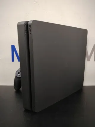 PS4 Slim 500GB Negra + 1 Año Garantía