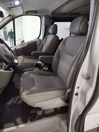 Opel Vivaro 2006