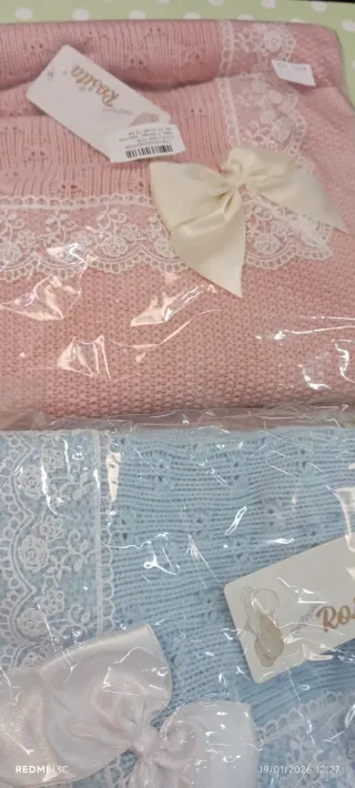 Toquilla bebé con lazo rosa