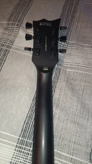 Guitarra ESP LTD Deluxe EC-1000 LH Korea. Zurdos