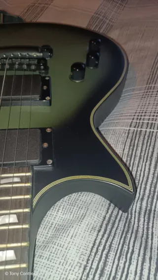 Guitarra ESP LTD Deluxe EC-1000 LH Korea. Zurdos