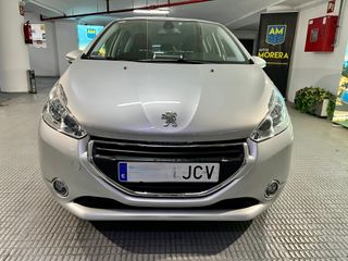 Peugeot 208 2015