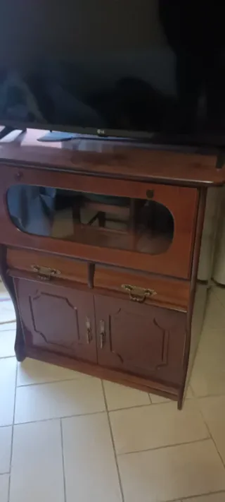 Mueble TV madera con cristal